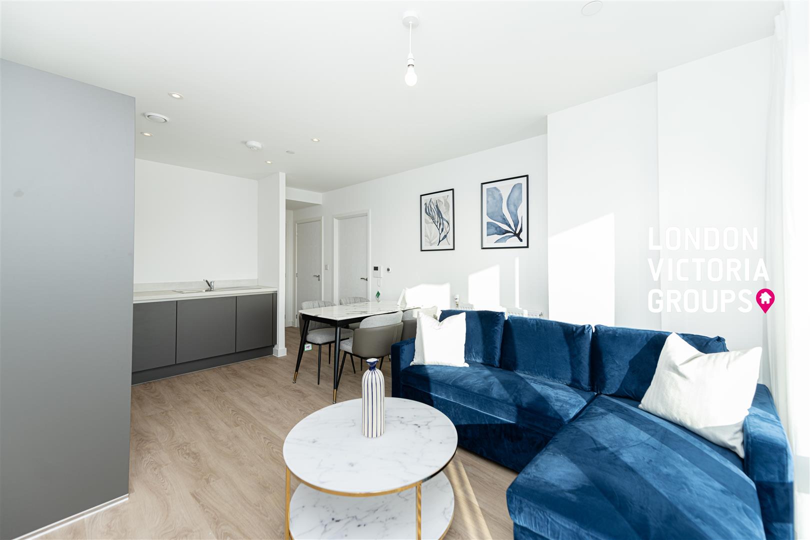 1 bed property in 42 Brook Avenue, London